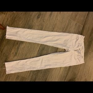 White jeans veret